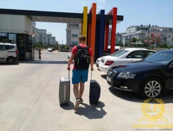 Close Airport,Mall Of Antalya Shopping Center,Tram Station Kültér fotó